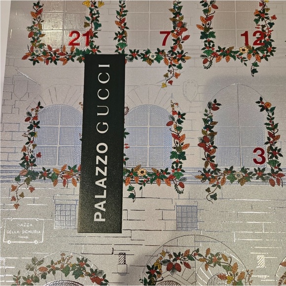 Gucci GG Holiday/Christmas Advent Calendar - Picture 4 of 4